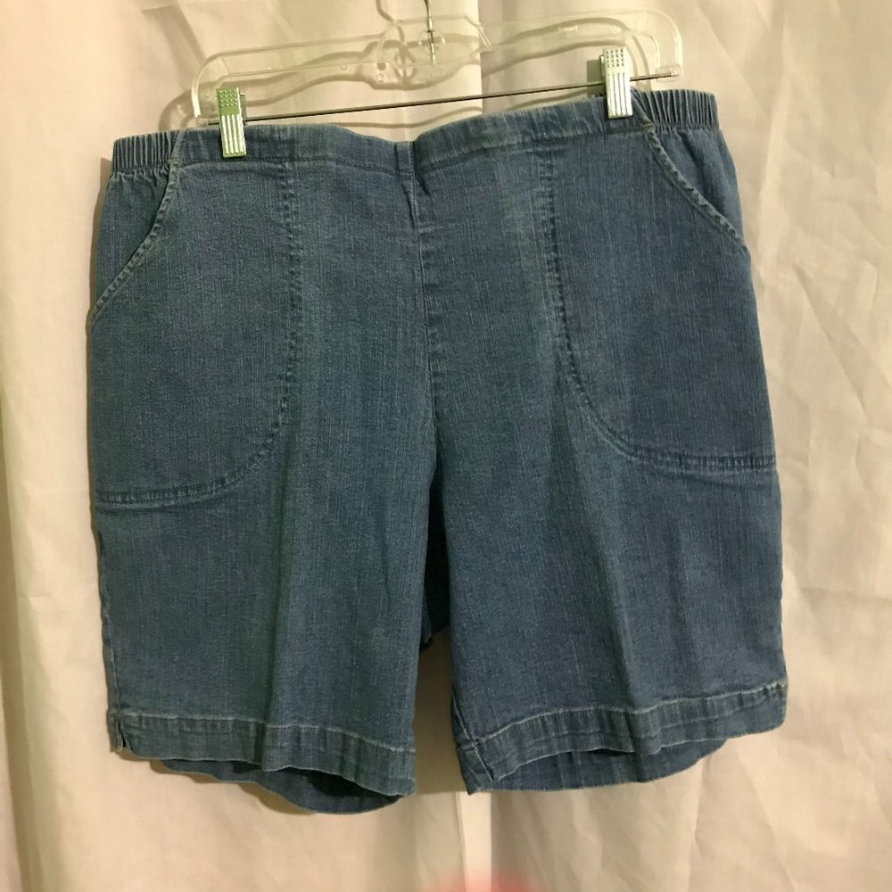 Just My Size denim shorts 18w/20w (size 2x)